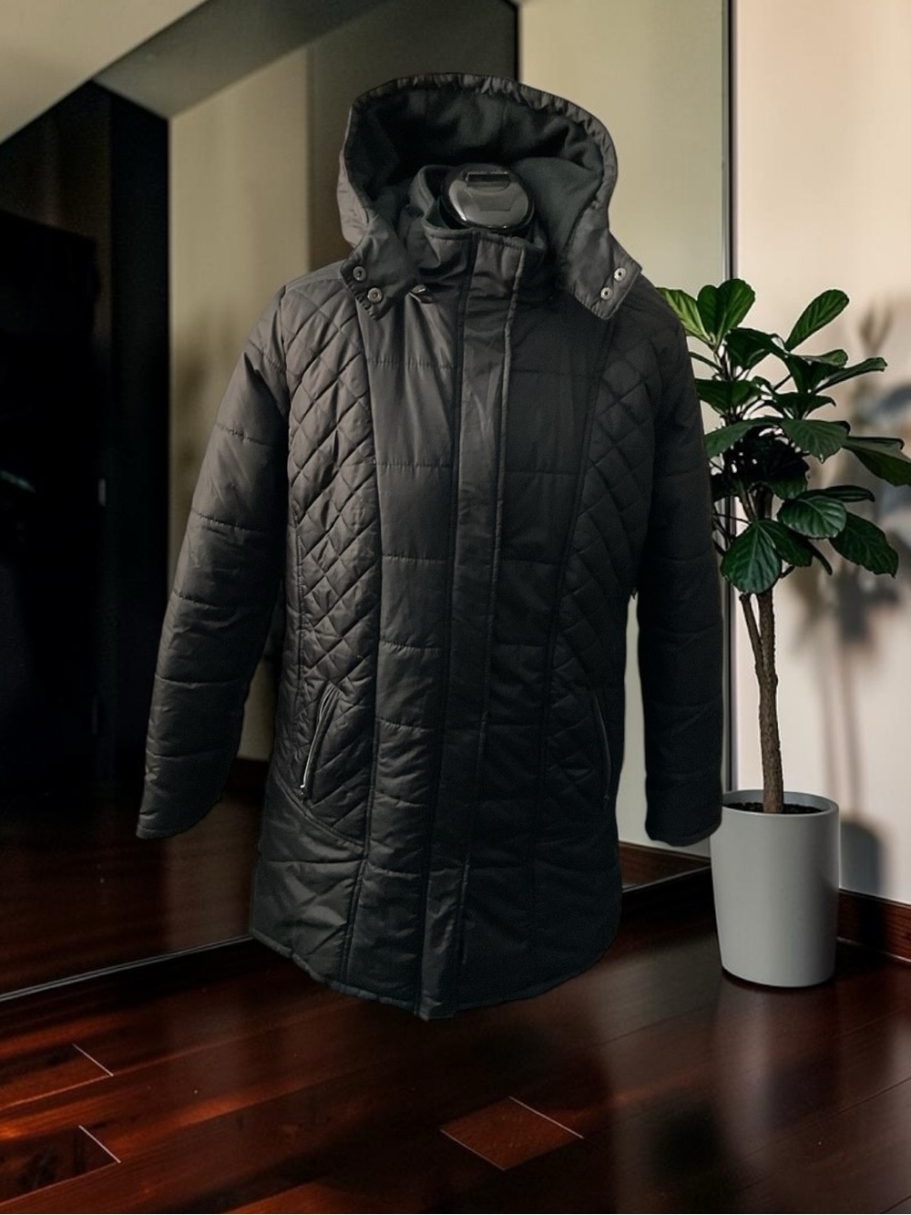 (NWOT) Insulated Hooded Quilted Puffer Jacket P:25.5” L:37”